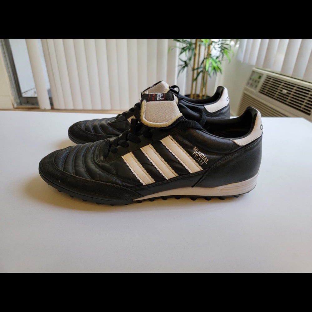 Adidas Copa Mundial Team Indoor Artificial Turf Soccer Shoes Cleats Size 12